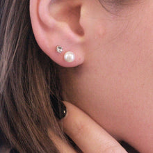 Load image into Gallery viewer, Boucles d'oreilles FULL MOON PEARL - Argent & perle