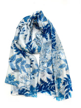 Charger l'image dans la galerie, Foulard motif végétal avec dorure