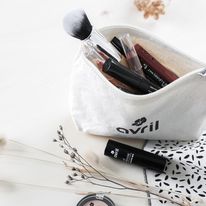 Lade das Bild in den Galerie-Viewer, Make-up-Pinsel - APRIL