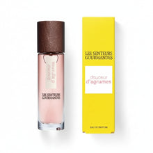 Load image into Gallery viewer, Eau de Parfum DOUCEUR D'AGRUMES – Pamplemousse Rose, Fleur d'Oranger & Musc Blanc – 89% Naturel – 15ml – LES SENTEURS GOURMANDES