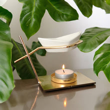 Lade das Bild in den Galerie-Viewer, Brûleur huile et fondant parfumé MATELOT - métal & céramique - Zen'Arôme