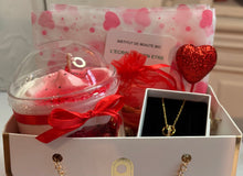 Charger l'image dans la galerie, Box Saint-Valentin Premium - Bougie & Bijou Cristaux d'Autriche