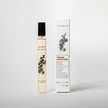 Charger l'image dans la galerie, Eau de Parfum CORIANDRE & BOIS DE CÈDRE – Boisée, Relaxante & Réconfortante – 10ml – L'ESSENCE DES NOTES PROVENCE
