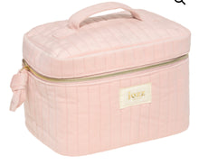 Load image into Gallery viewer, Vanity Grand Format WINTER SPARKLE – Velours Côtelé Rose & Bijouterie Dorée – Doublure Imperméable – 20x14x13cm – JOZZ BEAUTY