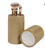 Load image into Gallery viewer, Coffret Collection Pinceaux WINTER SPARKLE – 4 Pinceaux Essentiels Doux & Fluffy – Maquillage Professionnel – JOZZ BEAUTY