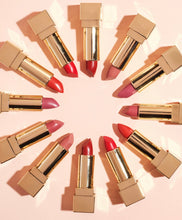 Lade das Bild in den Galerie-Viewer, Rouge à lèvres satin Satin Silk Lipwear | JOZZ Beauty
