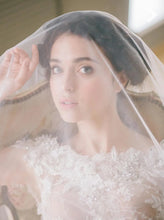 Load image into Gallery viewer, Maquillage MARIEE avec essai