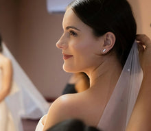 Load image into Gallery viewer, Maquillage MARIEE avec essai