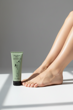 Load image into Gallery viewer, Crème Hydratante Pieds CalluZero – Anti-Callosités, Vegan & Fabriquée en France | 75ml