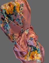 Charger l'image dans la galerie, Etole soie mélangée - COLLECTION FLOWER - ACCESSORI