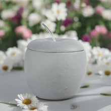 Lade das Bild in den Galerie-Viewer, Brûle parfum POMME D'AMOUR - Céramique mat - Zen'Arôme