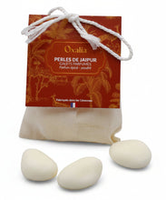 Load image into Gallery viewer, Galets Parfumés Perles de Jaipur – Cire de Soja & Parfum Épicé Floral – Sachet de 6 – Oxalia
