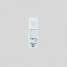 Lade das Bild in den Galerie-Viewer, HYDRA-ACTIVE Multi-Active Serum mit Vitamin A, C & E - 30 ml - BLOOMEA