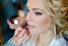 Load image into Gallery viewer, Maquillage MARIEE avec essai