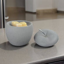 Load image into Gallery viewer, Brûle parfum POMME D'AMOUR - Céramique mat - Zen'Arôme
