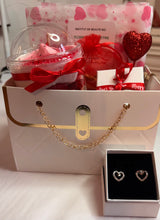 Charger l'image dans la galerie, Box Saint-Valentin Premium - Bougie &amp; Bijou Cristaux d'Autriche
