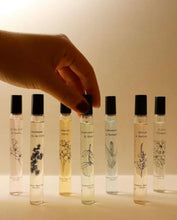 Charger l&#39;image dans la galerie, L&#39;Essence des Notes Provence- Eau de parfum Fleur de Cerisier &amp; Santal - 10 ml
