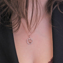 Charger l'image dans la galerie, Collier Pendentif ZODIAQUE – Or Rosé &amp; Cristal – 12 Signes
