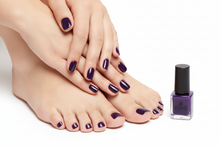 Charger l'image dans la galerie, Vernis à Ongles ENCRE AVRIL – Bleu Nuit aux Accents Violine, Végan &amp; Fabriqué en France – 7ml
