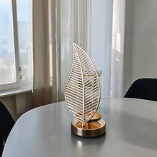 Lade das Bild in den Galerie-Viewer, Brûleur à huile et fondant parfumé PALME - métal &amp; verre - Zen'Arôme
