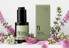 Lade das Bild in den Galerie-Viewer, Anti-Aging-Serum mit Hyaluronsäure, Vitamin E und Vitamin C – 30 ml – NATURE IS FUTURE
