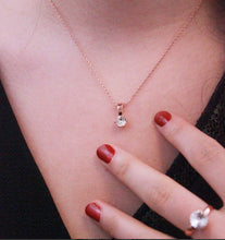 Lade das Bild in den Galerie-Viewer, Collier pendentif BIRTH STONE - Or Rosé &amp; Cristal
