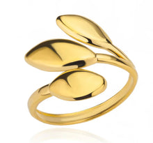 Load image into Gallery viewer, Bague 3 feuilles AMBRE plaquée Or - ACCESSORI
