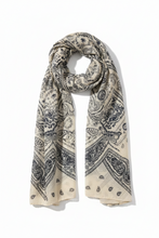 Lade das Bild in den Galerie-Viewer, Foulard Beige Imprimé Bandana - Coton &amp; Viscose
