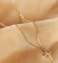 Lade das Bild in den Galerie-Viewer, MARA Chirurgenstahl &amp; Onyx Ring - ACCESSORI
