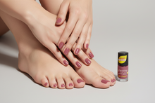 Lade das Bild in den Galerie-Viewer, SWEET PLUM Nagellack - 5ml - BENECOS
