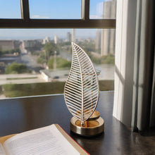 Lade das Bild in den Galerie-Viewer, Brûleur à huile et fondant parfumé PALME - métal &amp; verre - Zen'Arôme
