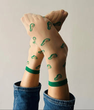 Charger l'image dans la galerie, Clémence - Chaussettes fantaisie femme fruits - AVOCATS
