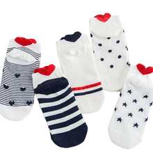 Charger l'image dans la galerie, Lot de 5 paires de chaussettes marinières languette coeur - Caroline
