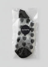 Charger l'image dans la galerie, Chaussettes coeurs noir  Laure - Sockette
