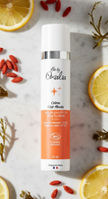 Lade das Bild in den Galerie-Viewer, Tagescreme mit LSF 30 für einen strahlenden Teint – ABSOLUTE RADIANCE – 50 ml – OXALIA
