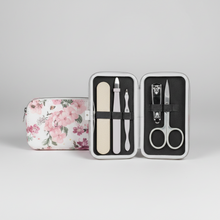 Charger l'image dans la galerie, Set Manucure Matelassé 5 Accessoires – Format Minaudière Compact – JOZZ BEAUTY
