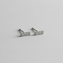 Load image into Gallery viewer, Boucles d'Oreilles acier chirurgical
