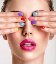 Load image into Gallery viewer, Pose de vernis semi-permanent mains ou pieds
