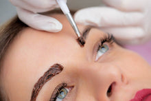 Load image into Gallery viewer, Teinture cils ou sourcils - Regard intensifié &amp; durable
