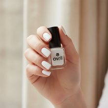Charger l'image dans la galerie, Vernis à Ongles FRENCH BLANC AVRIL – L'Incontournable de la French Manucure, Végan &amp; Fabriqué en France – 7ml
