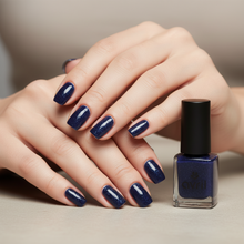 Charger l'image dans la galerie, Vernis à Ongles MILLE ET UNE NUITS Pailleté AVRIL – Multiples Reflets Intenses, Végan &amp; Fabriqué en France – 7ml
