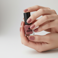 Lade das Bild in den Galerie-Viewer, PATINA ROSE Nagellack - 7ml - AVRIL
