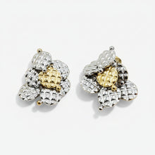 Load image into Gallery viewer, Boucles d'oreilles LAURIE
